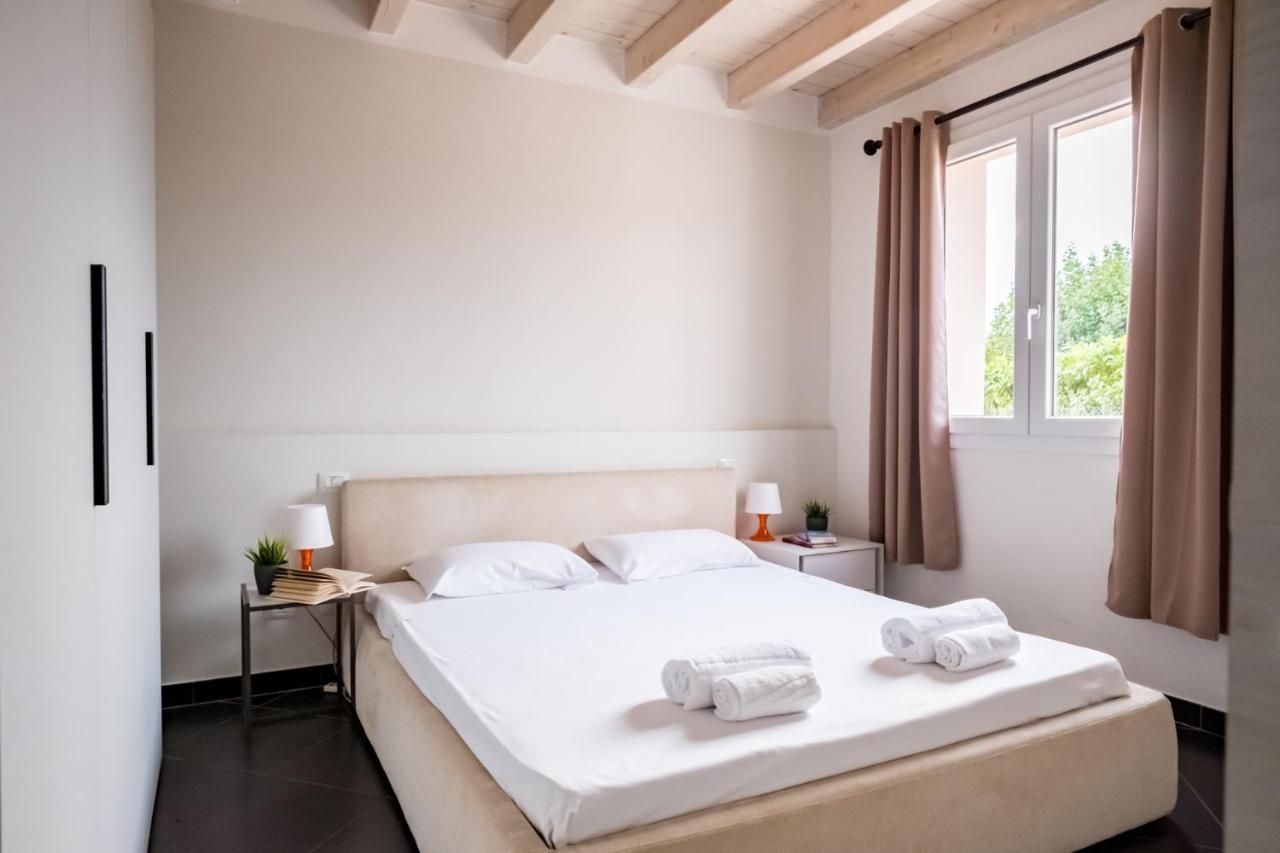 Residenza Gelsomino Apartment Desenzano del Garda Luaran gambar